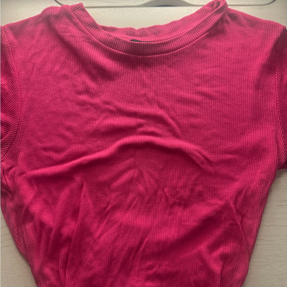 Chic Fuchsia Short Sleeve Tee
